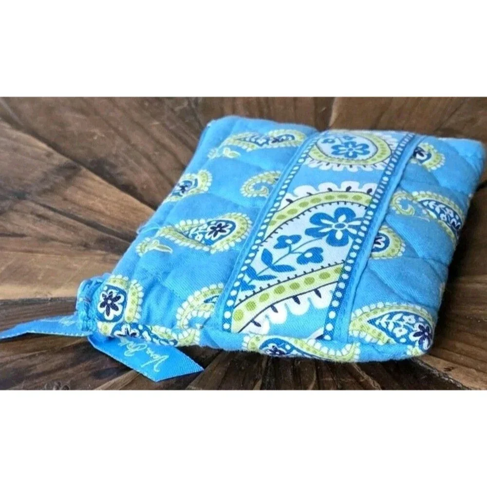 Vera Bradley Quilted Paisley Zip Pouch Coin Purse in Mediterranean Blue